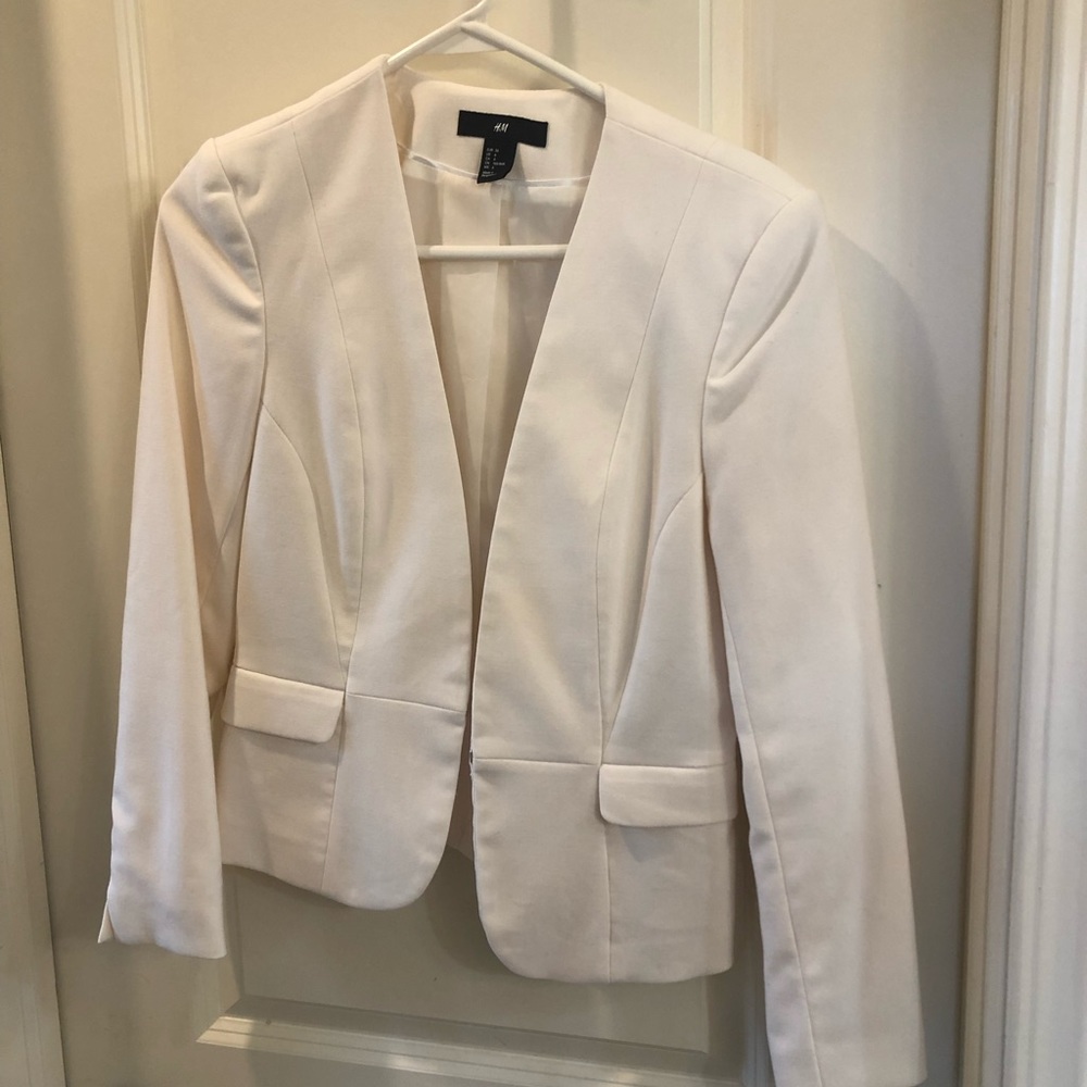 H&M off-white size 6 blazer